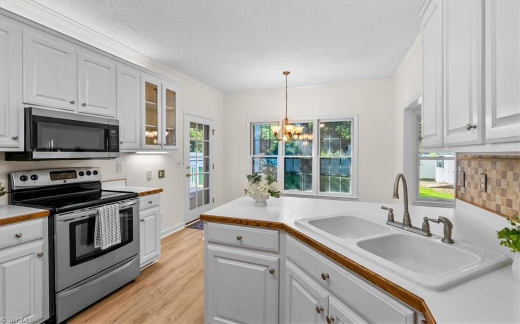 1213 Raspberry Run Graham, NC 27253 - Photo 13 of 39