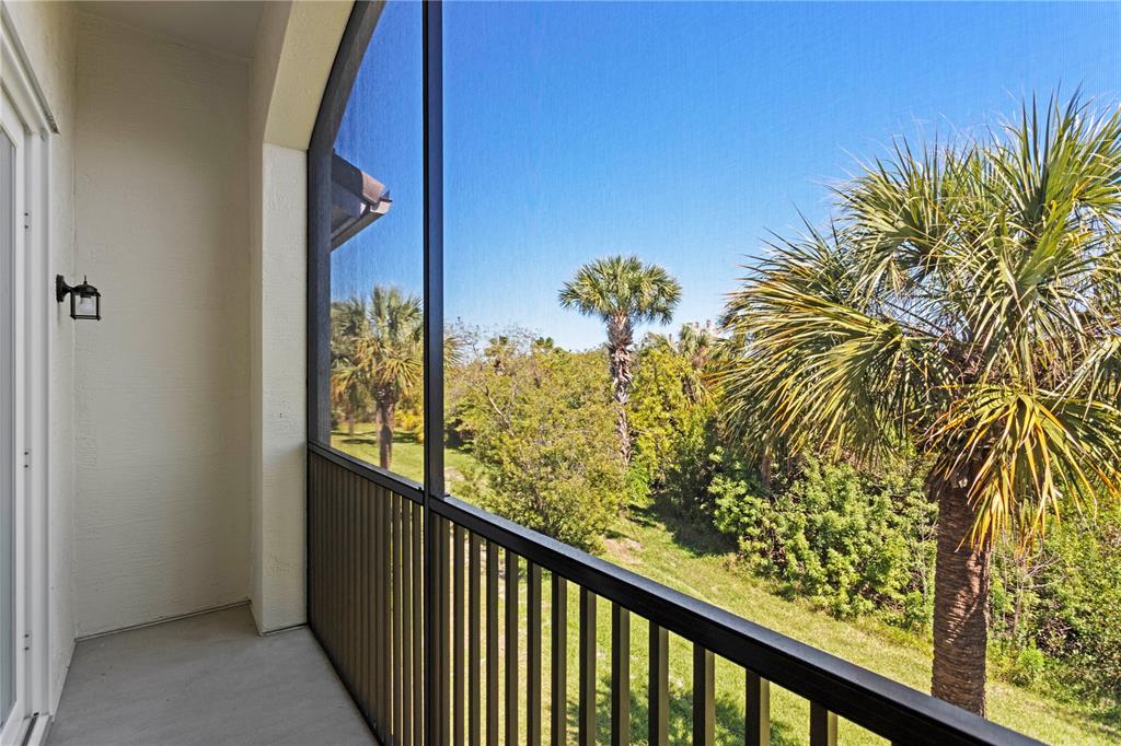 943 Normandy Trace Road Tampa, FL 33602 - Photo 16 of 51