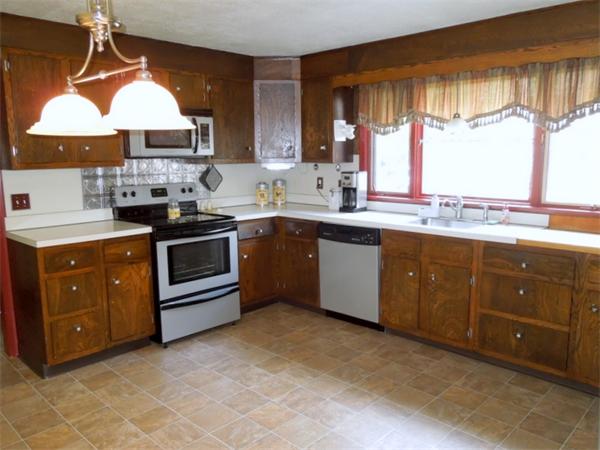 70 Randolph Street Springfield, MA 01108 - Photo 7 of 19