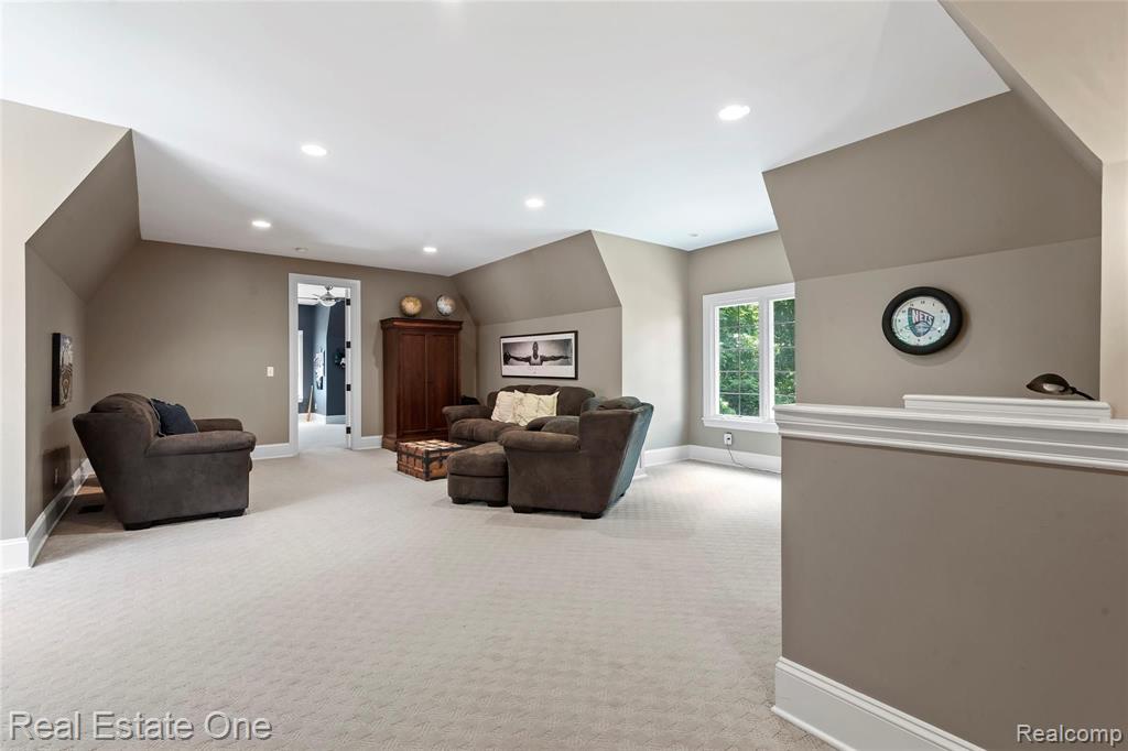 7807 Fieldstone Ridge Clarkston, MI 48348 - Photo 43 of 59