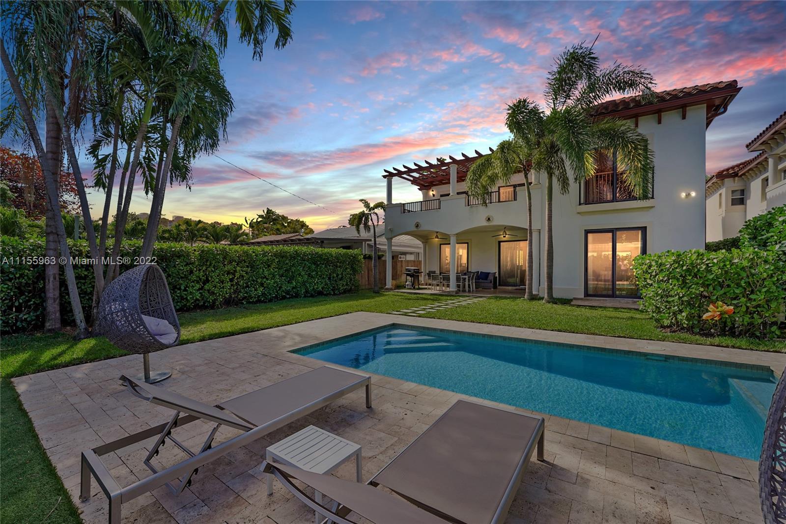 471 Southwest 30th Road Miami, FL 33129 - Photo 1 of 37