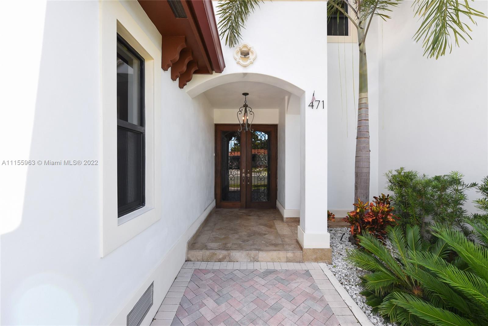 471 Southwest 30th Road Miami, FL 33129 - Photo 31 of 37