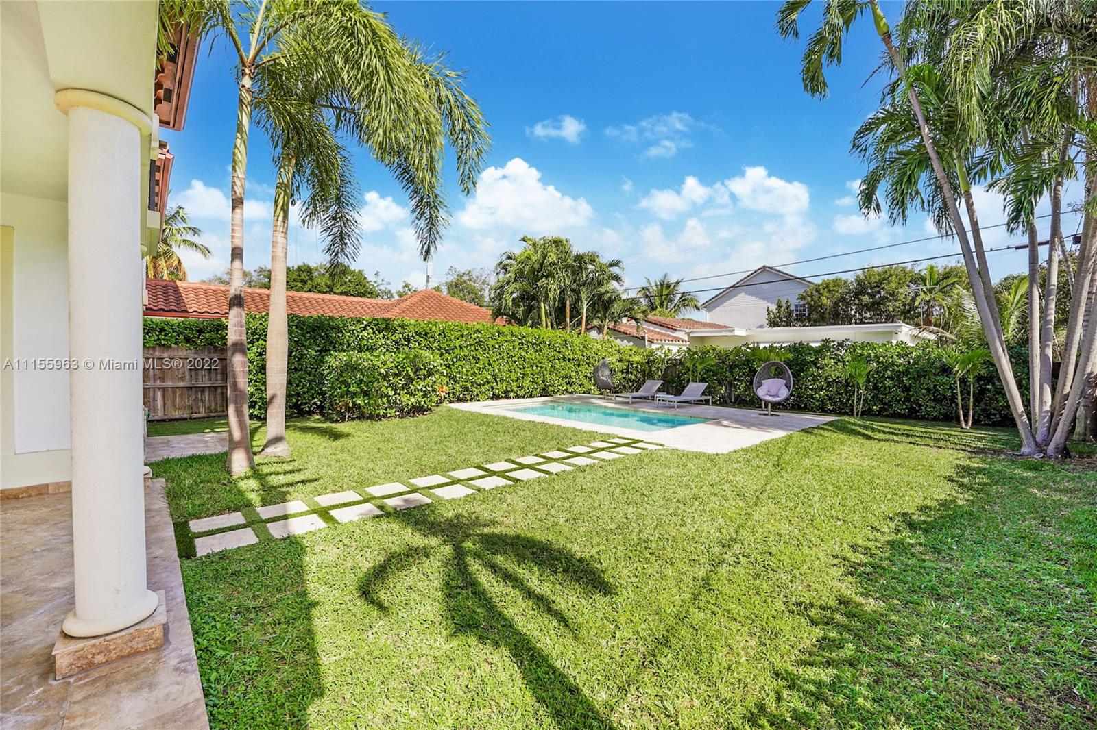 471 Southwest 30th Road Miami, FL 33129 - Photo 32 of 37