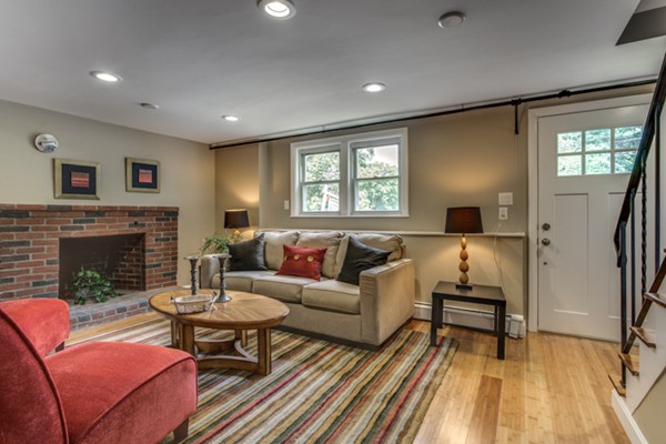 14 Rindge Avenue Lexington, MA 02420 - Photo 4 of 28 Gallery Image 4