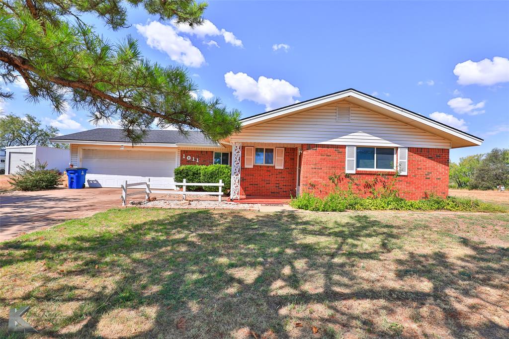 1011 Ridgecrest Street Sweetwater, TX 79556 - Photo 1 of 1 Gallery Image 1