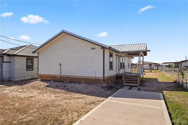 $155,000 | 7116 Playa Del Rey Drive, Edinburg, TX 78542