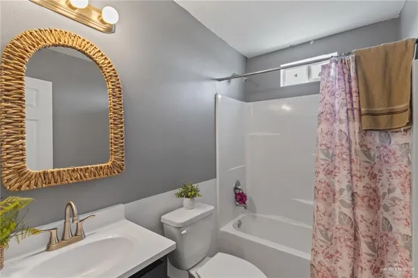 $155,000 | 7116 Playa Del Rey Drive, Edinburg, TX 78542