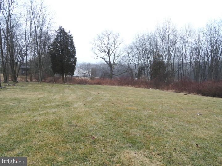 2374 Three Mile Run Road Perkasie, PA 18944 - Photo 14 of 15
