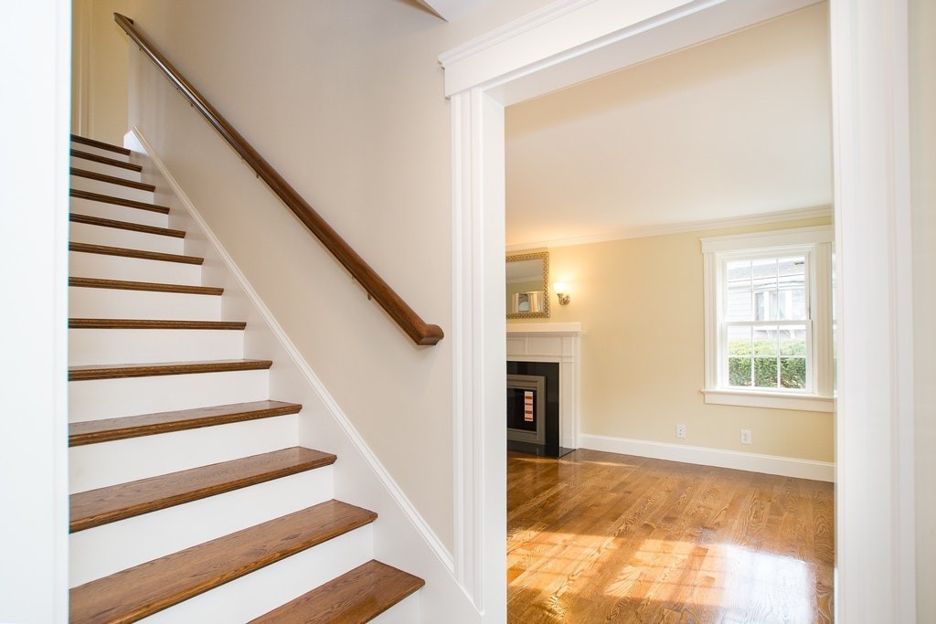5 Martin Road Wellesley, MA 02481 - Photo 8 of 30