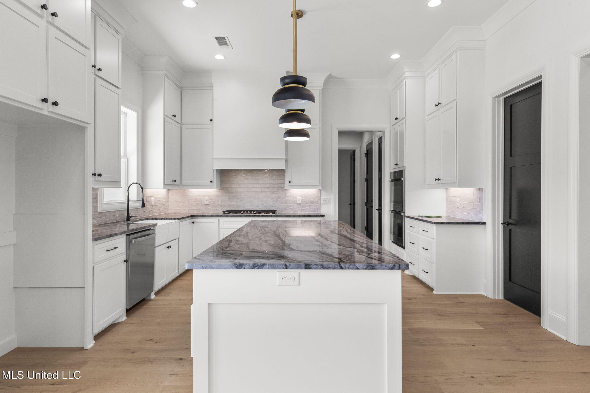 742 Freedom Ridge Lane Brandon, MS 39047 - Photo 26 of 76 29-web-or-mls-742 Freedom Ridge-29