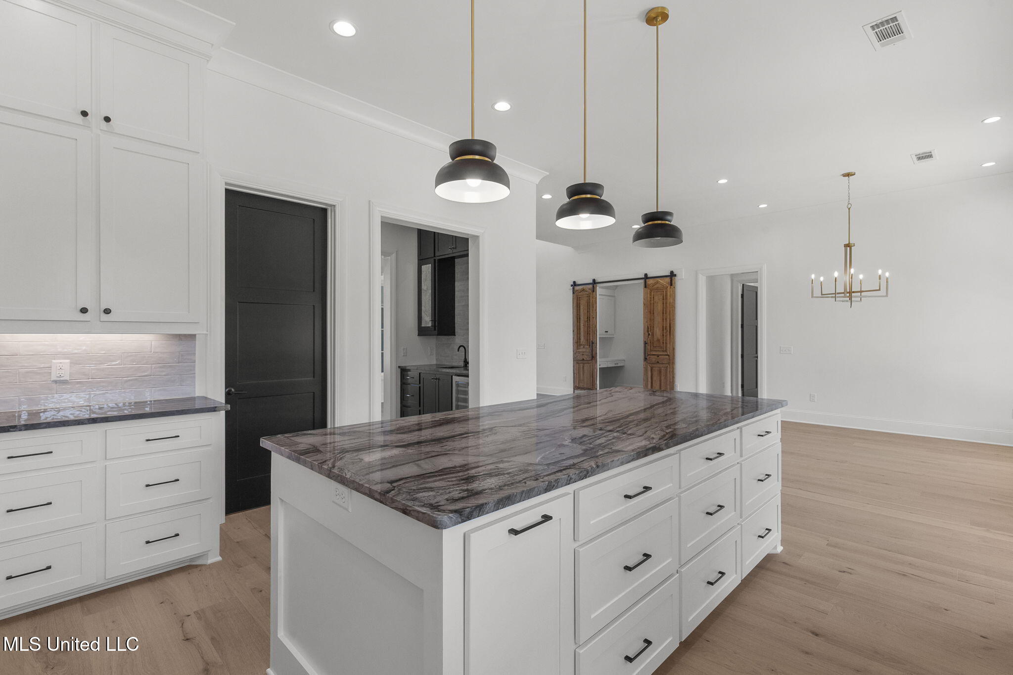 742 Freedom Ridge Lane Brandon, MS 39047 - Photo 35 of 76 36-web-or-mls-742 Freedom Ridge-36