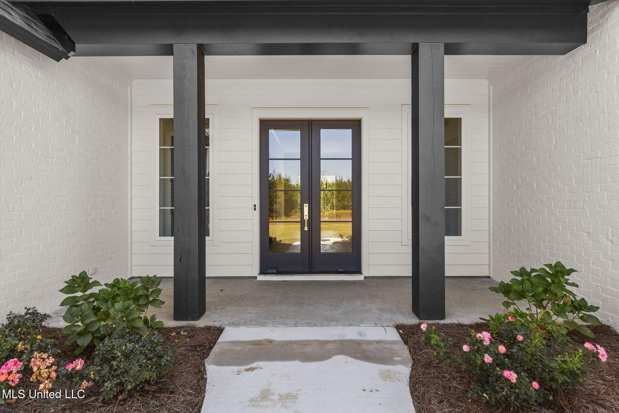 742 Freedom Ridge Lane Brandon, MS 39047 - Photo 5 of 76 8-web-or-mls-742 Freedom Ridge-8