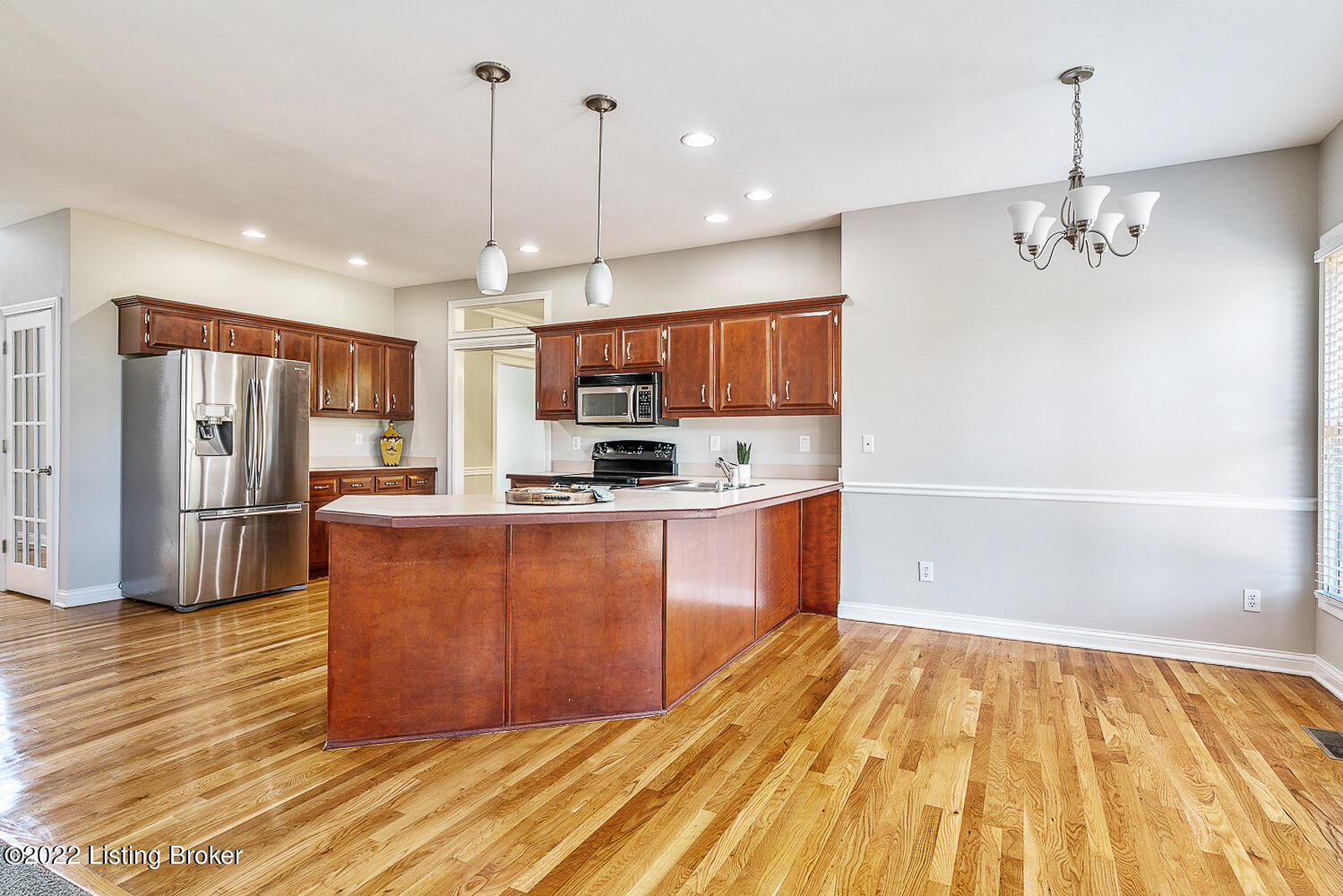 14013 Spring Mill Road Louisville, KY 40245 - Photo 12 of 52 012-14013-12