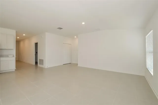 $1,870 | 4765 Katrina Drive, Haines City, FL 33844