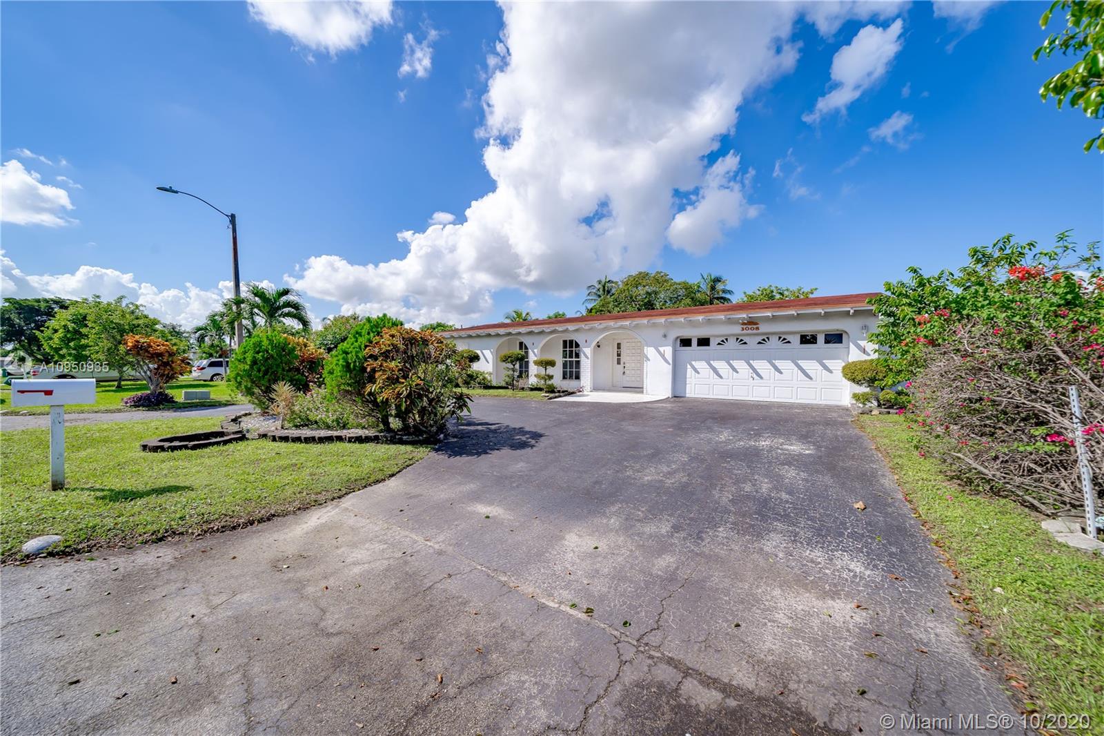 3008 Canal Road Miramar, FL 33025 - Photo 3 of 52 Gallery Image 3