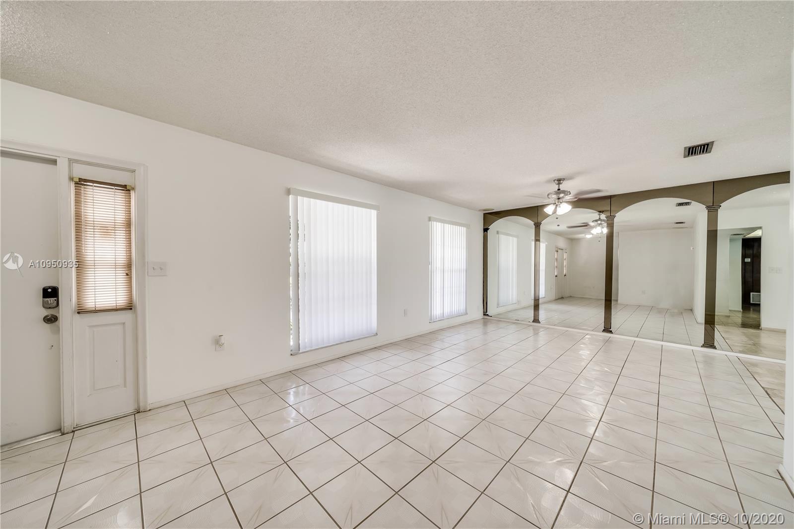 3008 Canal Road Miramar, FL 33025 - Photo 5 of 52 Gallery Image 5
