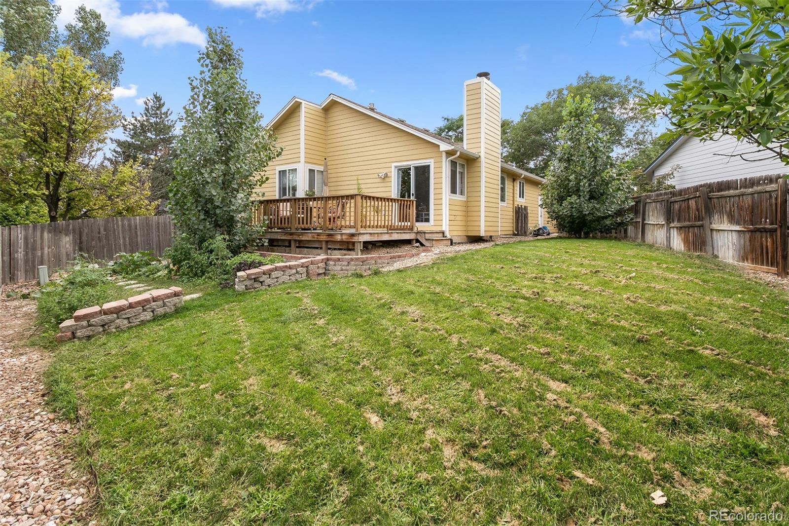 4139 East 131st Drive Thornton, CO 80241 - Photo 26 of 29 a view of a house with backyard and sitting area