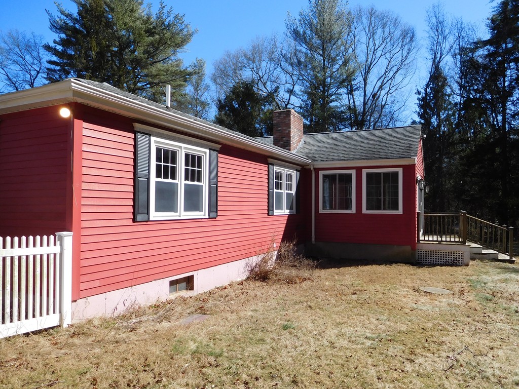 240 Yellow Hill Road Fall River, MA 02790 - Photo 4 of 19 Gallery Image 4