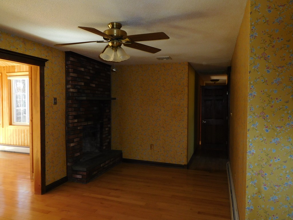 240 Yellow Hill Road Fall River, MA 02790 - Photo 7 of 19 Gallery Image 7