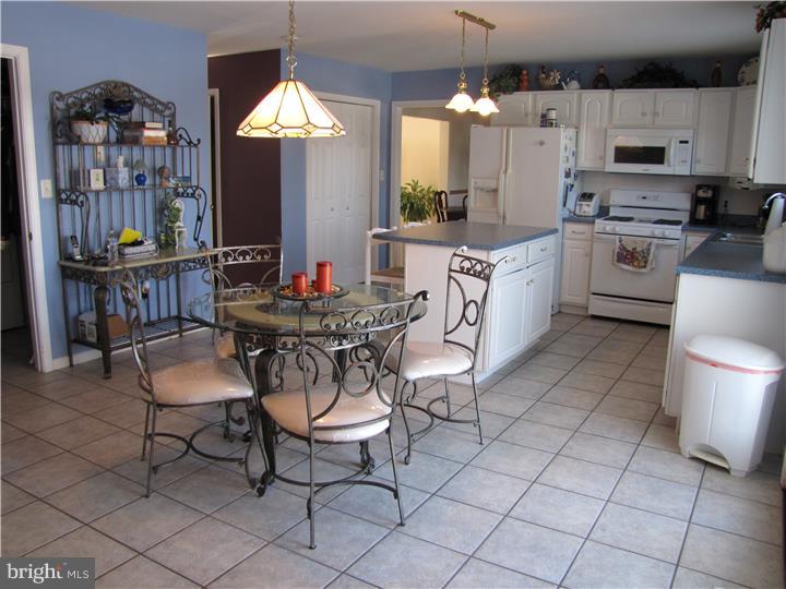 718 Ewing Road Cochranville, PA 19330 - Photo 7 of 25 Gallery Image 7