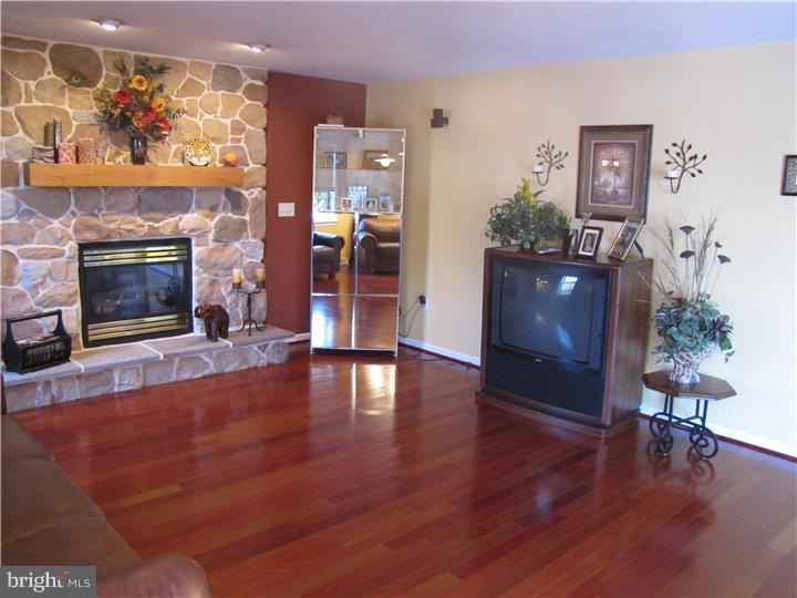 718 Ewing Road Cochranville, PA 19330 - Photo 9 of 25 Gallery Image 9