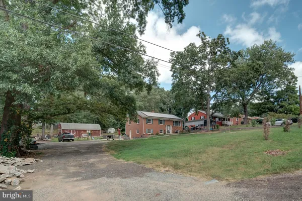 $435,000 | 1011 Ficklen Road, Fredericksburg, VA 22405