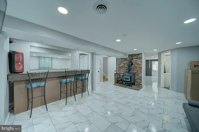 $435,000 | 1011 Ficklen Road, Fredericksburg, VA 22405