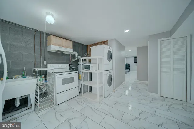 $435,000 | 1011 Ficklen Road, Fredericksburg, VA 22405