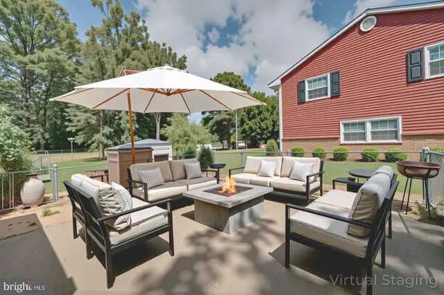 $435,000 | 1011 Ficklen Road, Fredericksburg, VA 22405