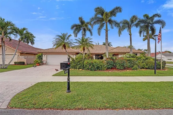 $845,000 | 3187 Beechberry Circle, Davie, FL 33328