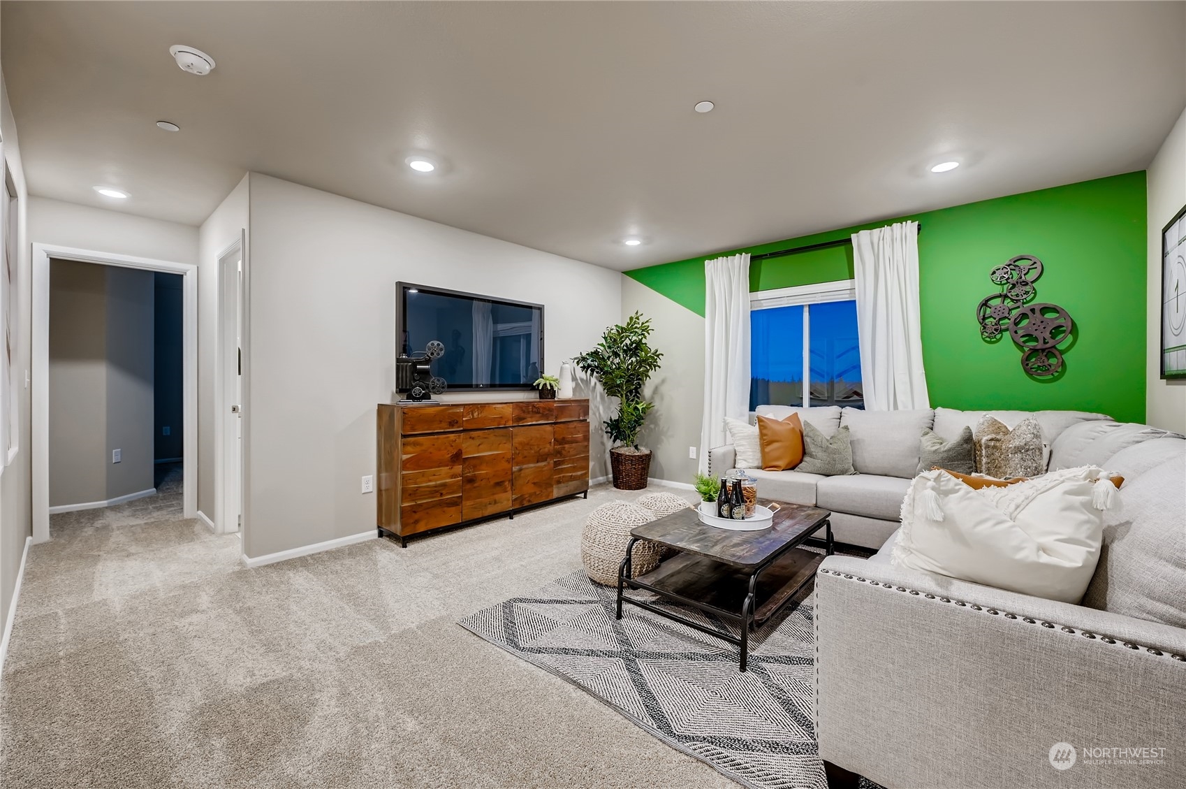 4393 Reef Road Southwest, Unit 3047 Port Orchard, WA 98367 - Photo 7 of 27 a living room with furniture and window