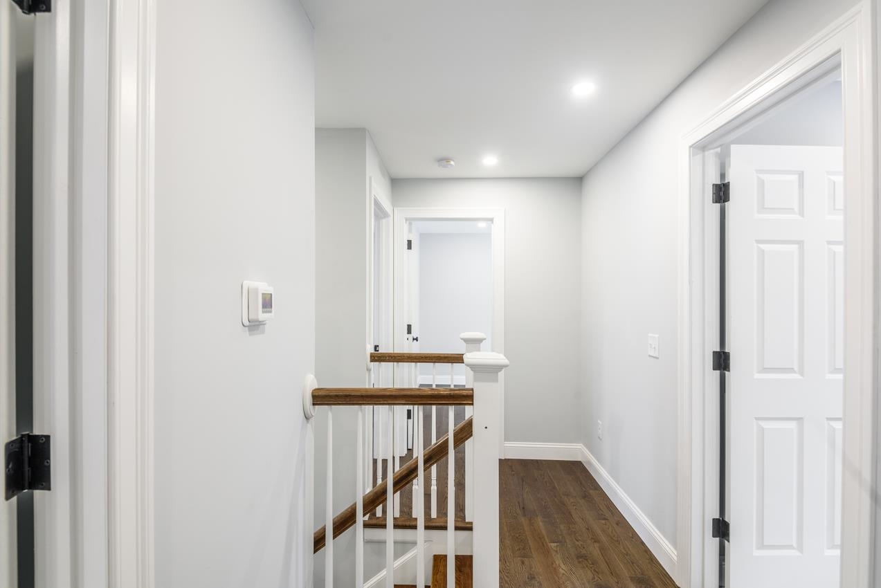 21 Piscataqua Road Dover, NH 03820 - Photo 20 of 35