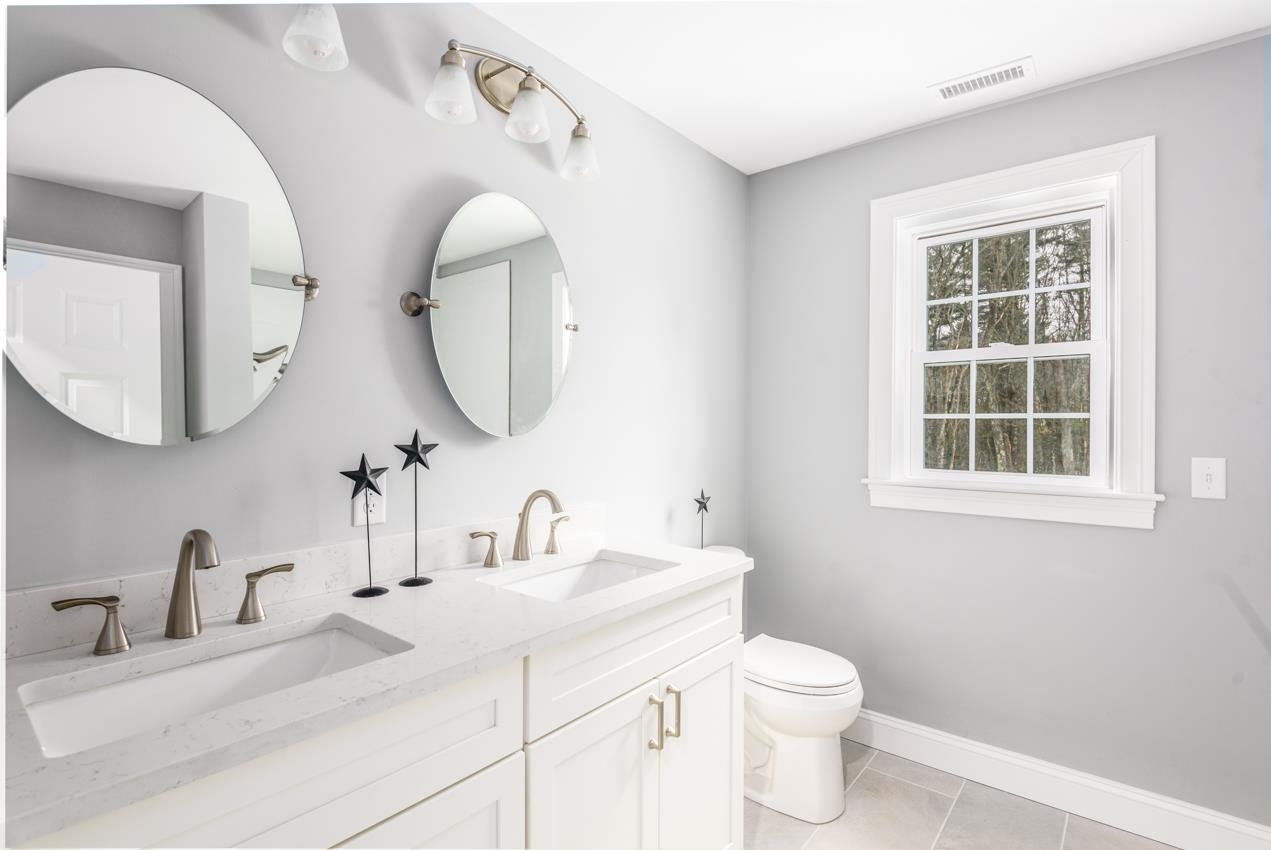 21 Piscataqua Road Dover, NH 03820 - Photo 21 of 35