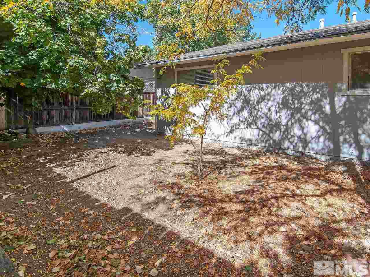 6430 Lotus Street Reno, NV 89506 - Photo 4 of 16 Photo 4