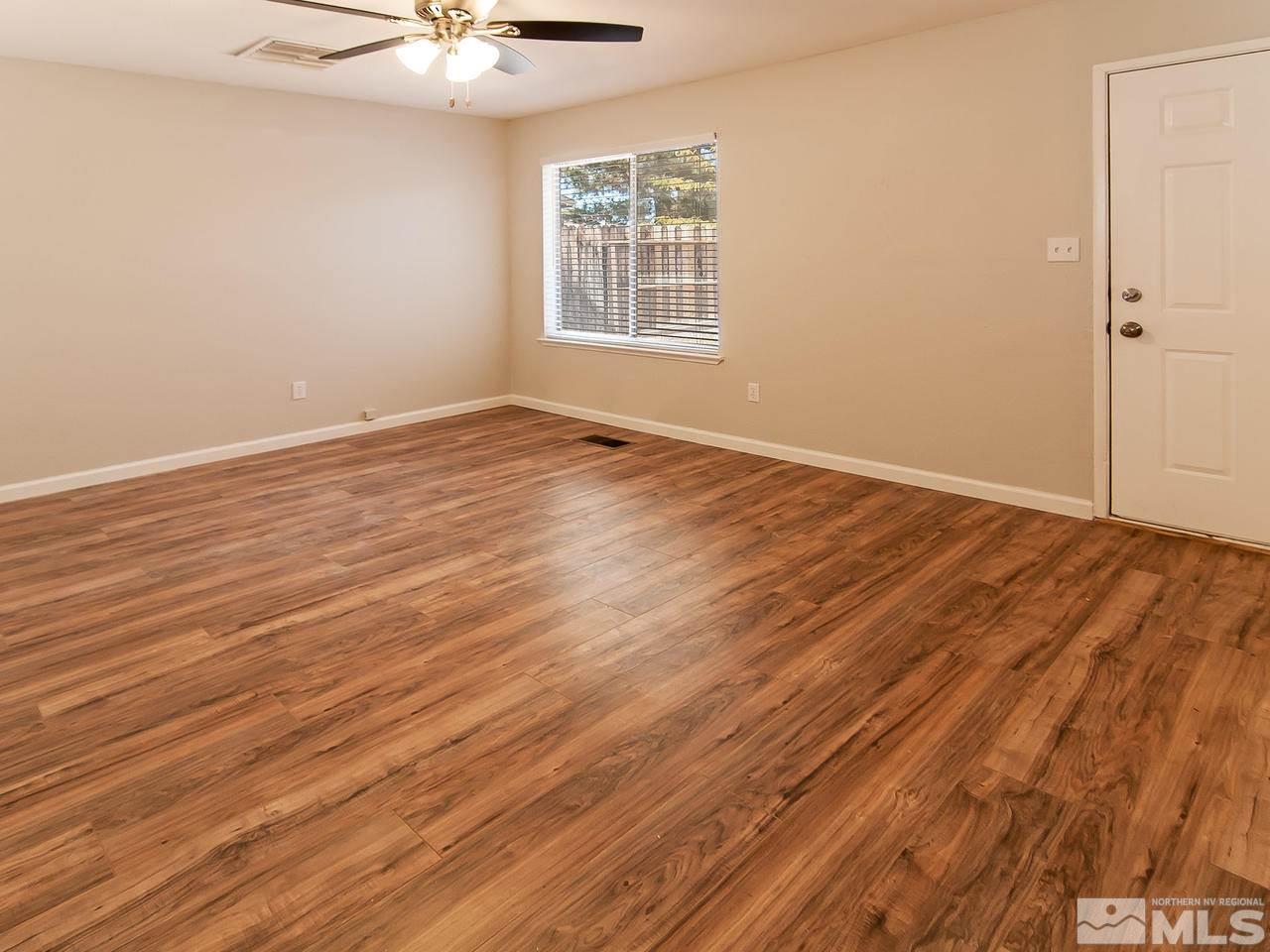 6430 Lotus Street Reno, NV 89506 - Photo 7 of 16 Photo 7
