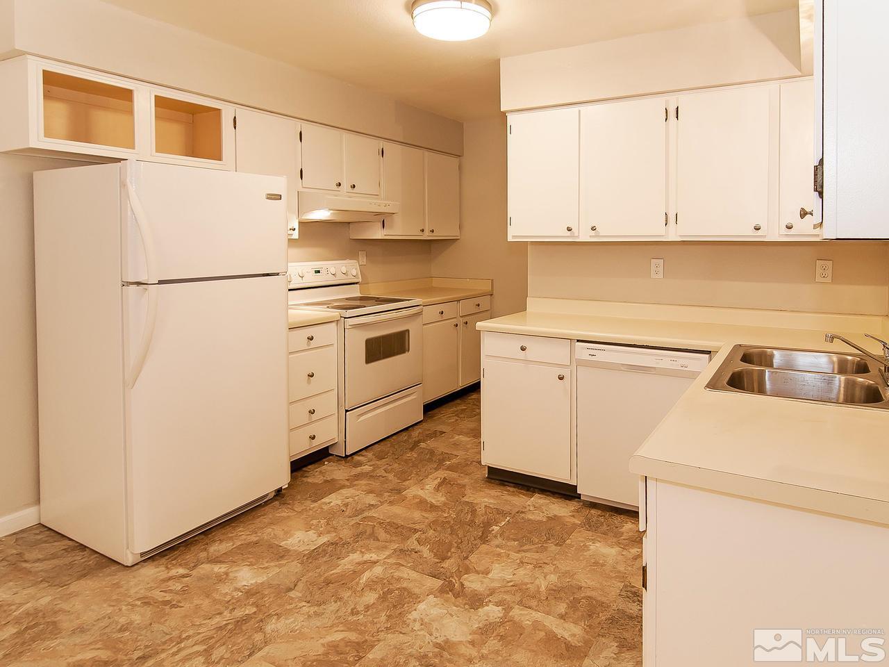 6430 Lotus Street Reno, NV 89506 - Photo 10 of 16 Photo 10