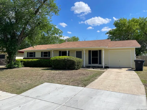$1,450 | 7454 Lancewood Drive, San Antonio, TX 78227