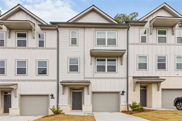 $2,900 | 1332 Lakota Place, Atlanta, GA 30315