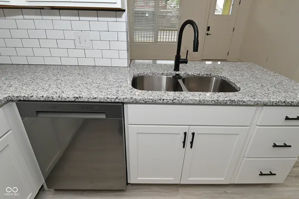 $194,000 | 2420 North Capitol Avenue, Indianapolis, IN 46208