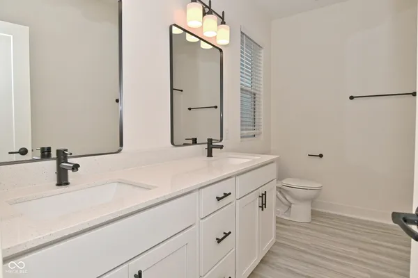 $194,000 | 2420 North Capitol Avenue, Indianapolis, IN 46208