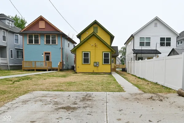 $194,000 | 2420 North Capitol Avenue, Indianapolis, IN 46208