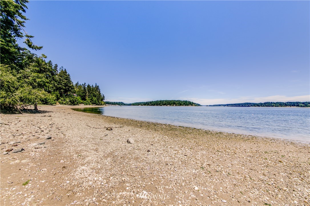 6415 Yeazell Road Southwest Longbranch, WA 98351 - Photo 5 of 37 Gallery Image 5