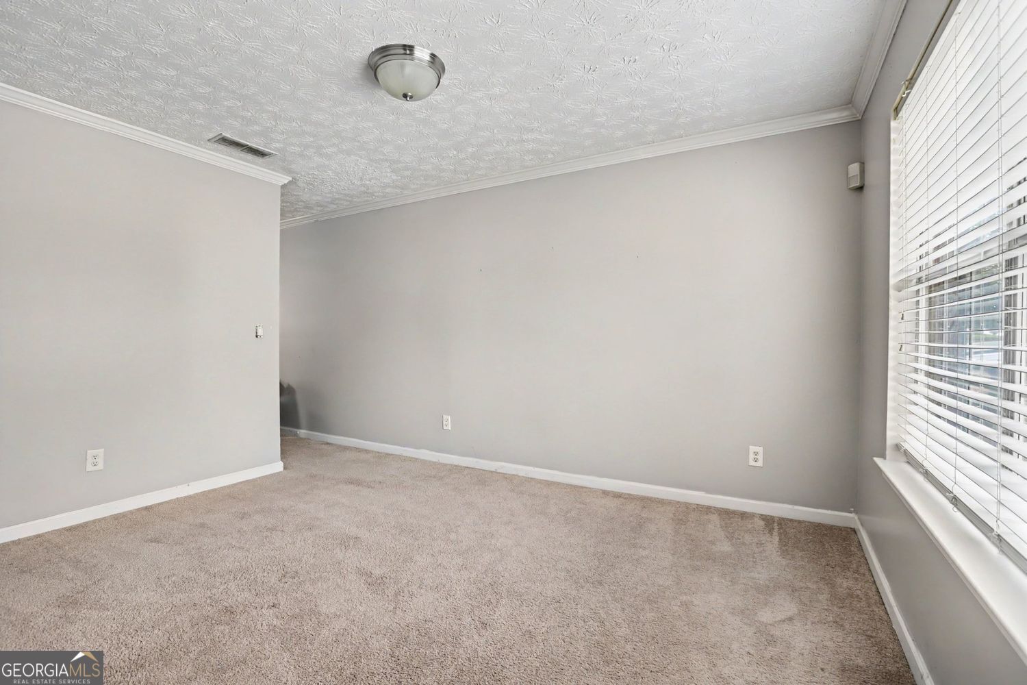4394 Cross Lane Decatur, GA 30035 - Photo 5 of 13