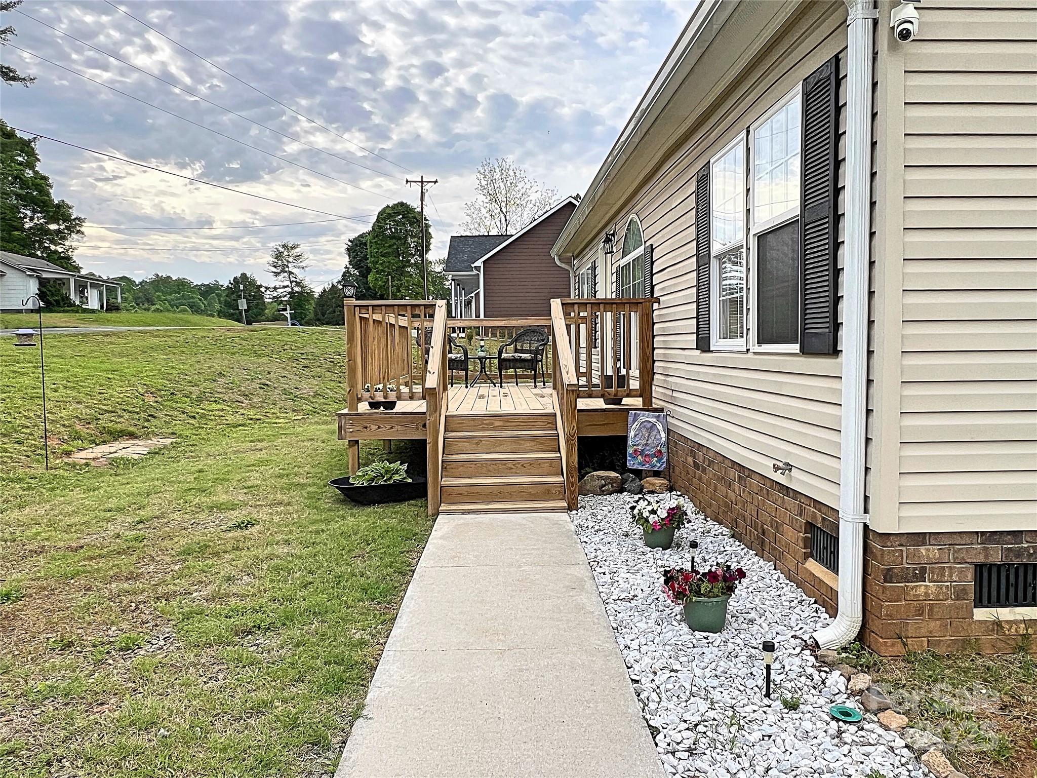 2170 Watson Road Lenoir, NC 28645 - Photo 29 of 35 Gallery Image 29