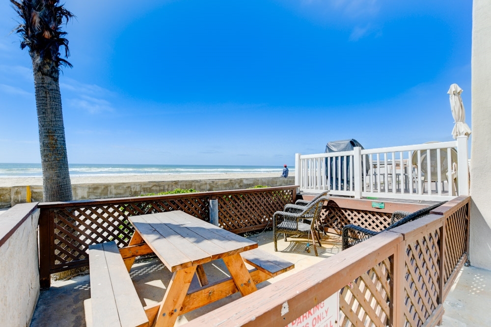 3256 Strandway San Diego, CA 92109 - Photo 2 of 25