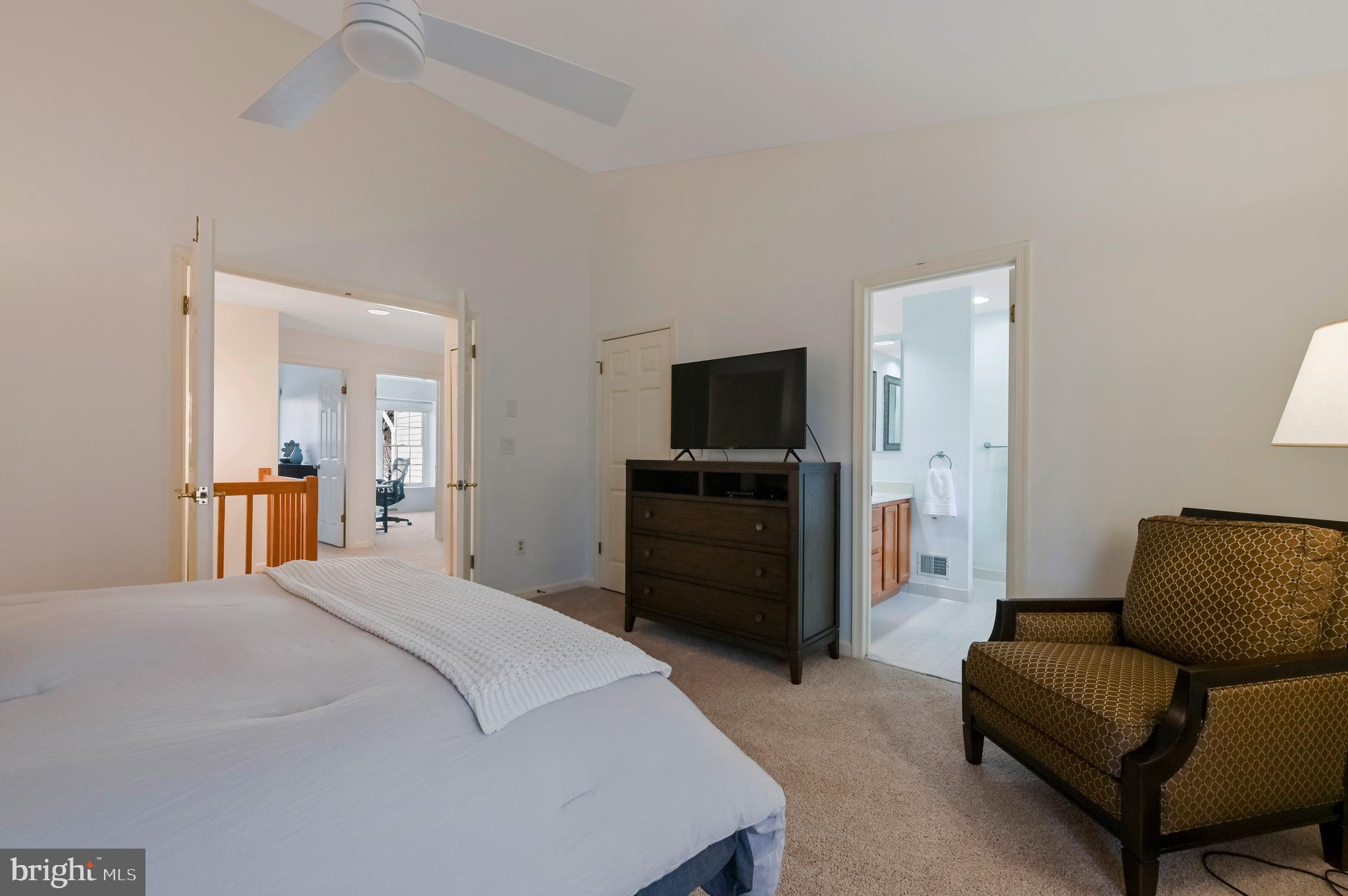 142 Spring Pl Way Annapolis, MD 21401 - Photo 28 of 63 Room darkening automatic shades