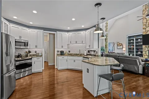 $715,000 | 1952 Huguenot Hundred Drive, Midlothian, VA 23113
