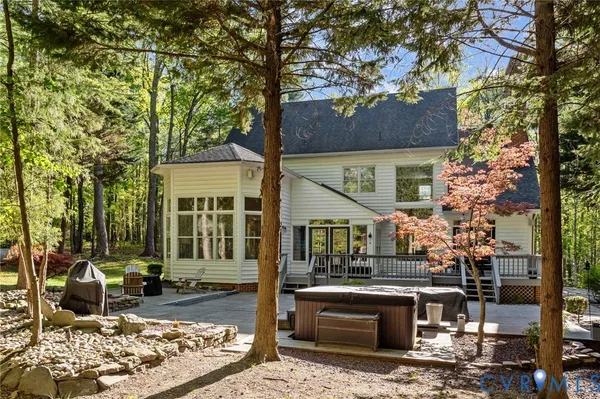 $715,000 | 1952 Huguenot Hundred Drive, Midlothian, VA 23113