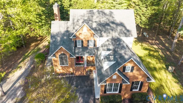 $715,000 | 1952 Huguenot Hundred Drive, Midlothian, VA 23113