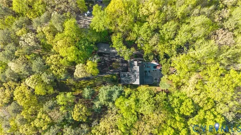 $715,000 | 1952 Huguenot Hundred Drive, Midlothian, VA 23113